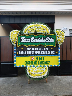 Papan Bunga Duka di Padasuka