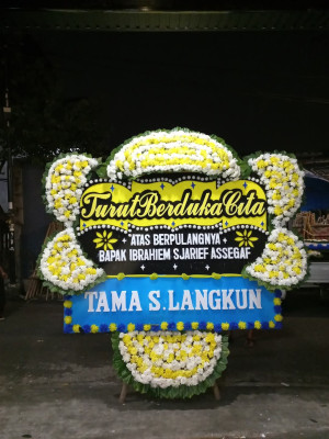 Papan Bunga Duka di Padasuka